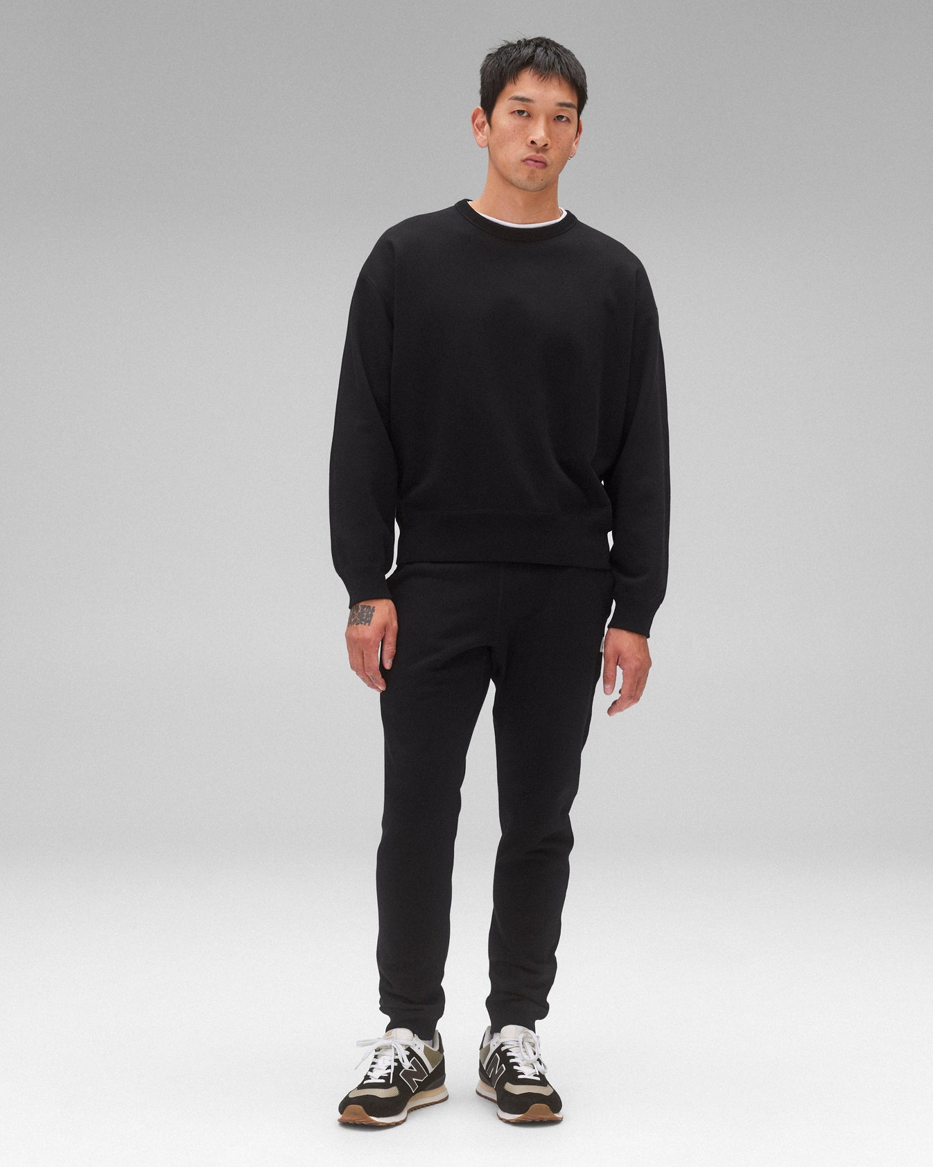 Midweight Terry Slim Sweatpant in Black