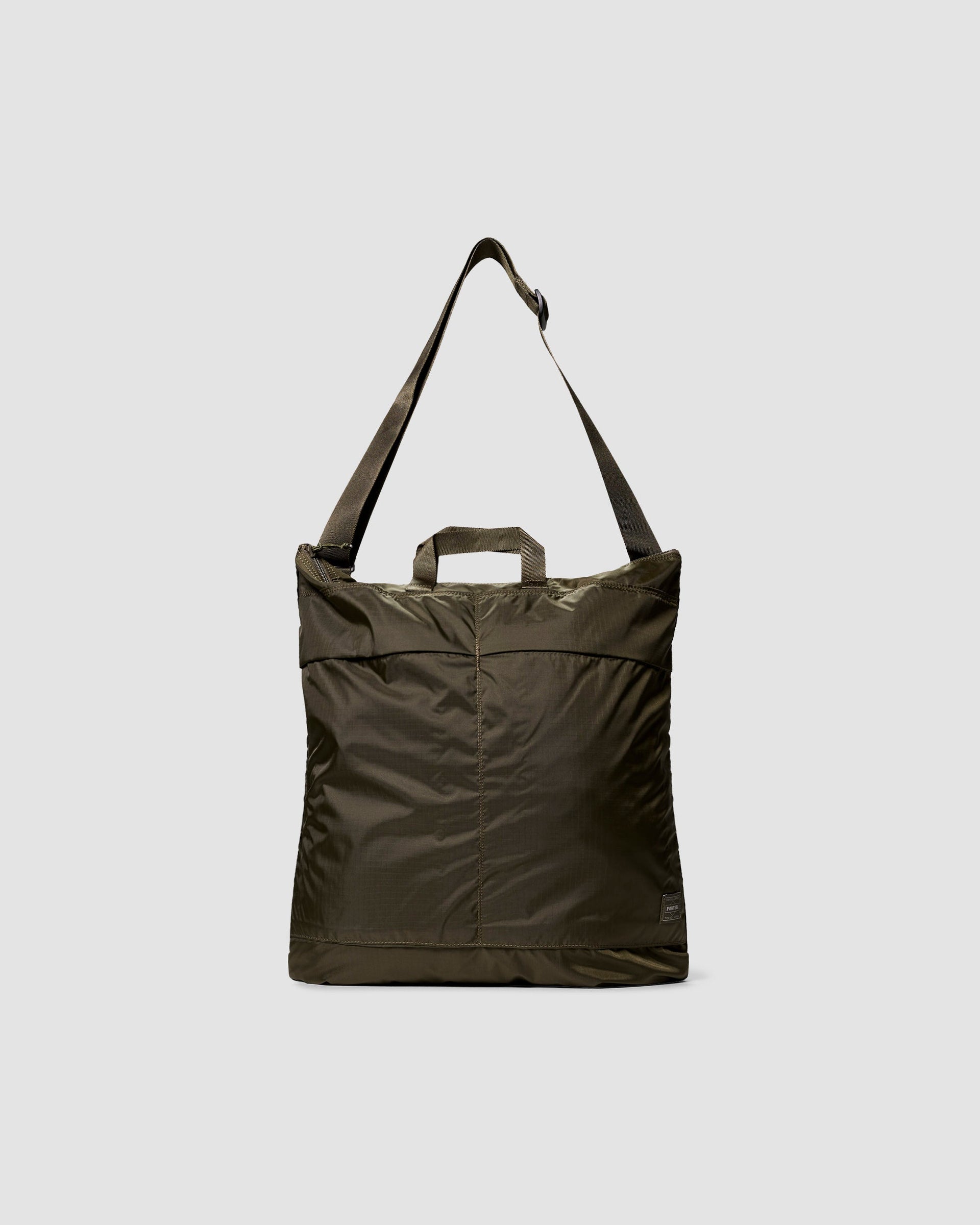 FA24_RC-7514_OLIVE_BAGS_off_1. 