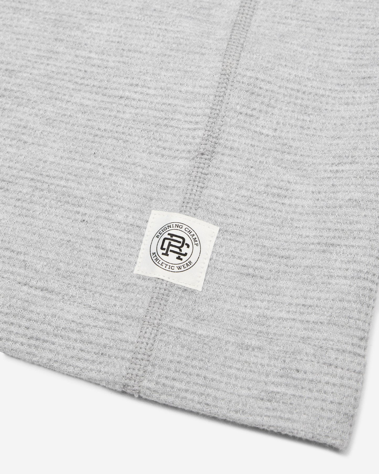 Lightweight Waffle Standard Henley