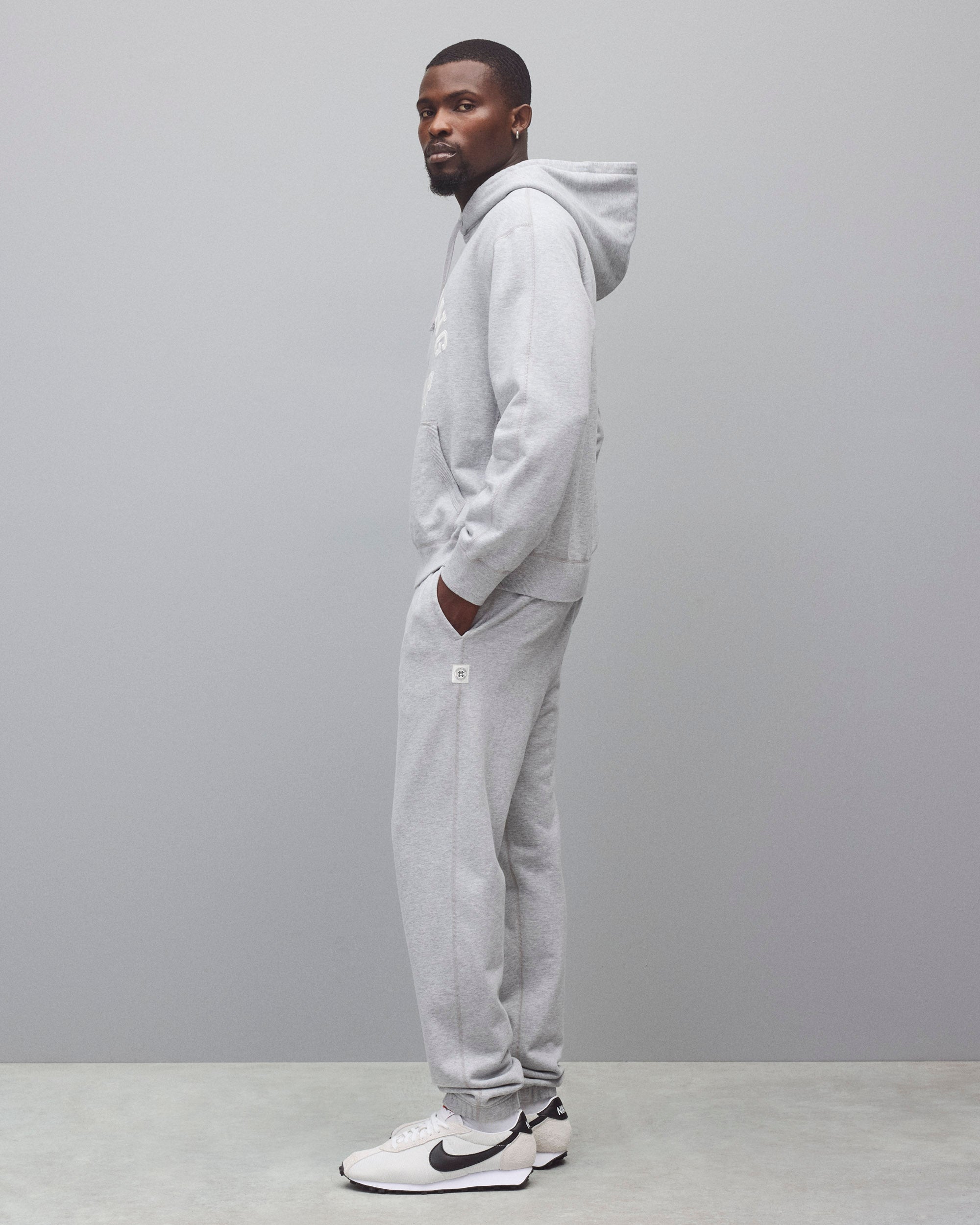 Midweight Terry Arch Logo Standard Hoodie | Reigning Champ