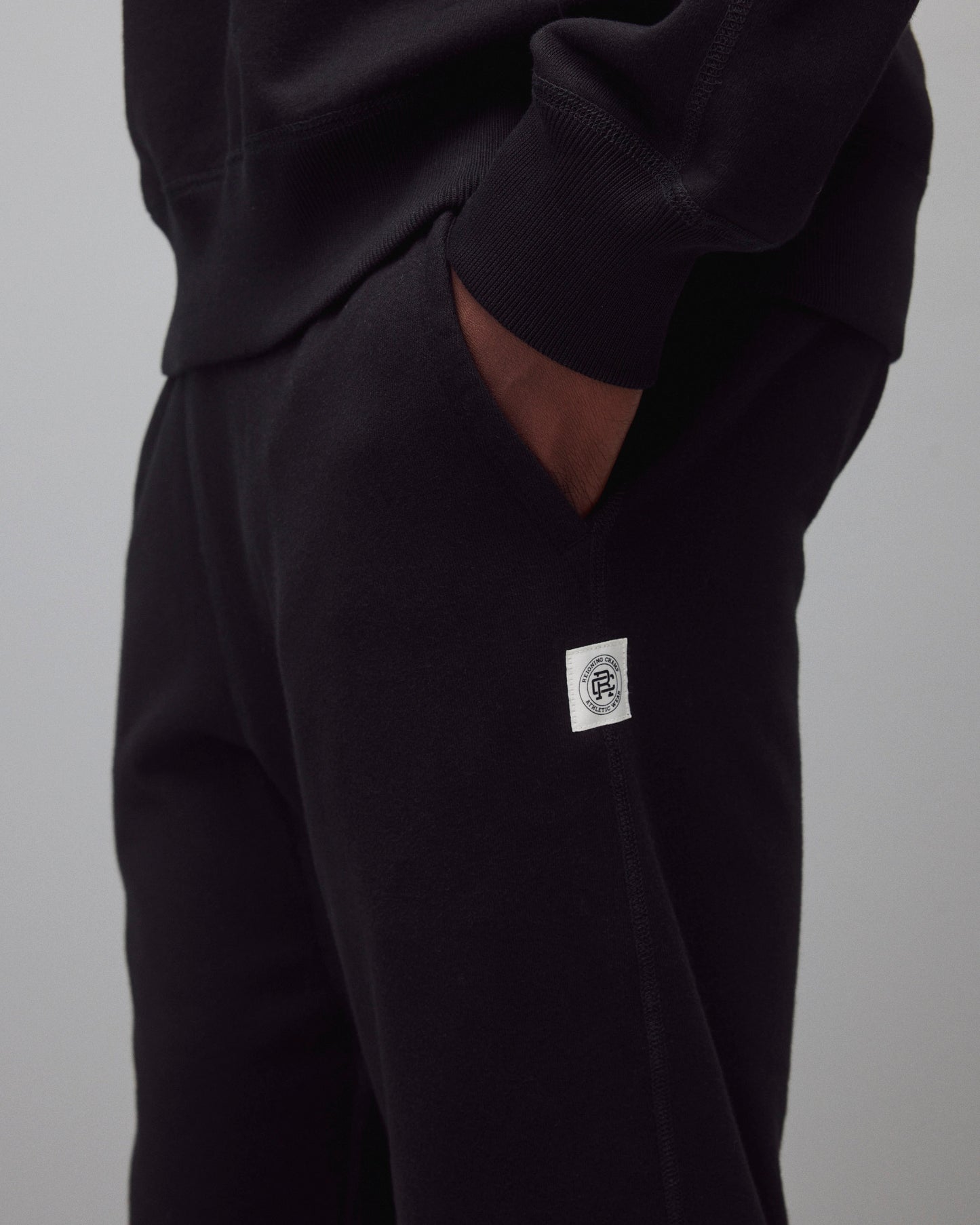 Midweight Terry Slim Sweatpant