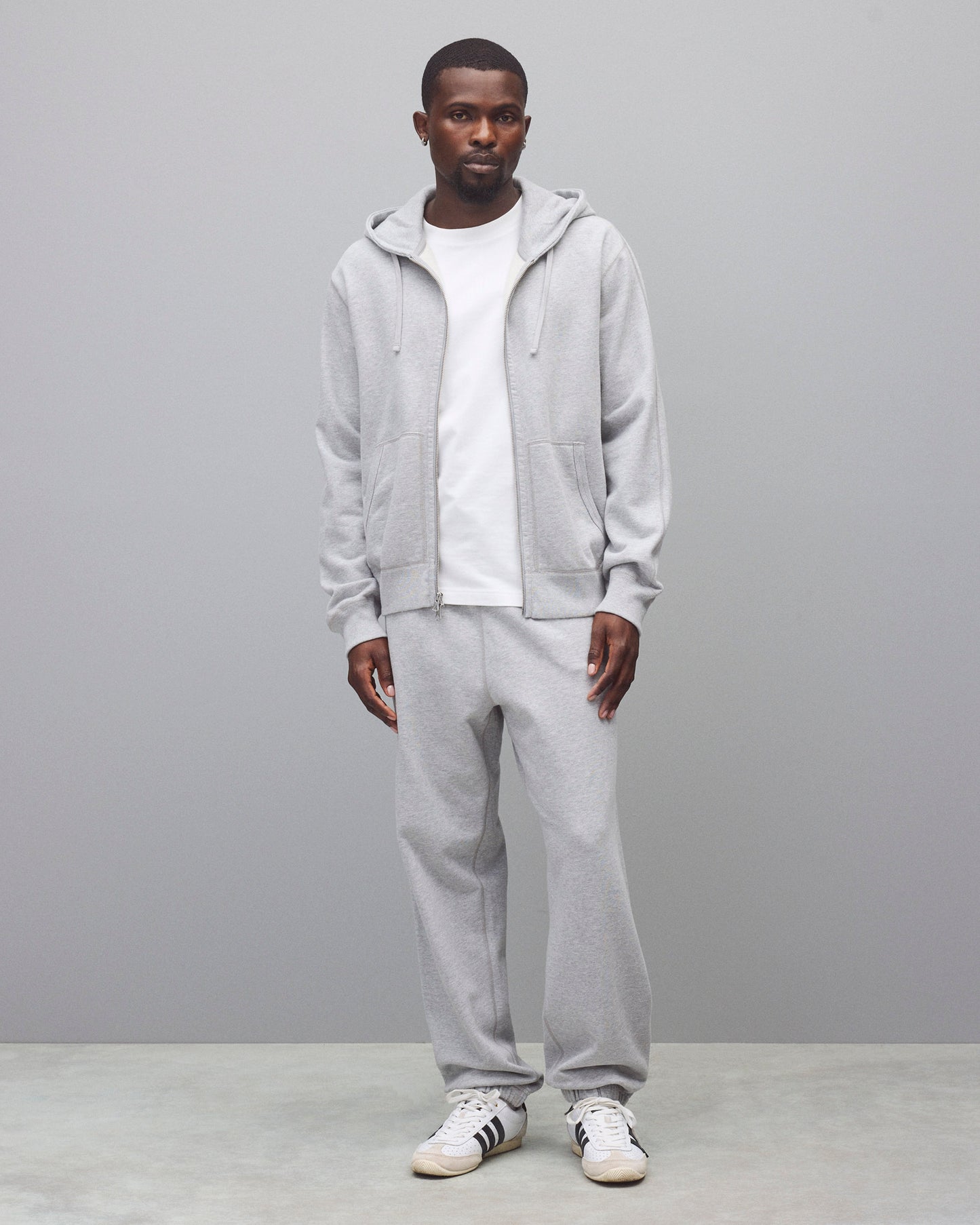 Midweight Terry Relaxed Cuffed Sweatpant