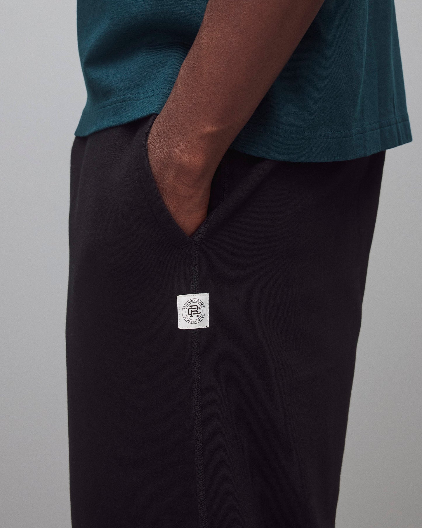 Midweight Terry Relaxed Sweatpant