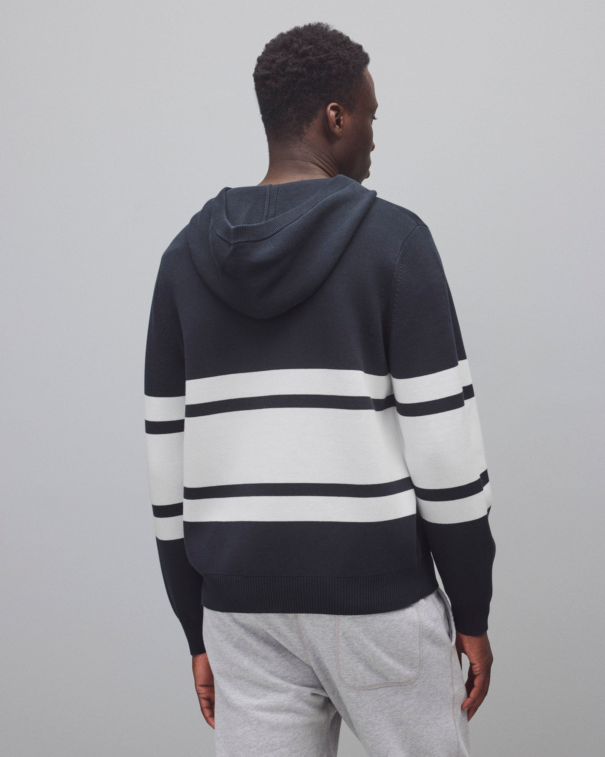 FW25_RC-6107_NAVY-