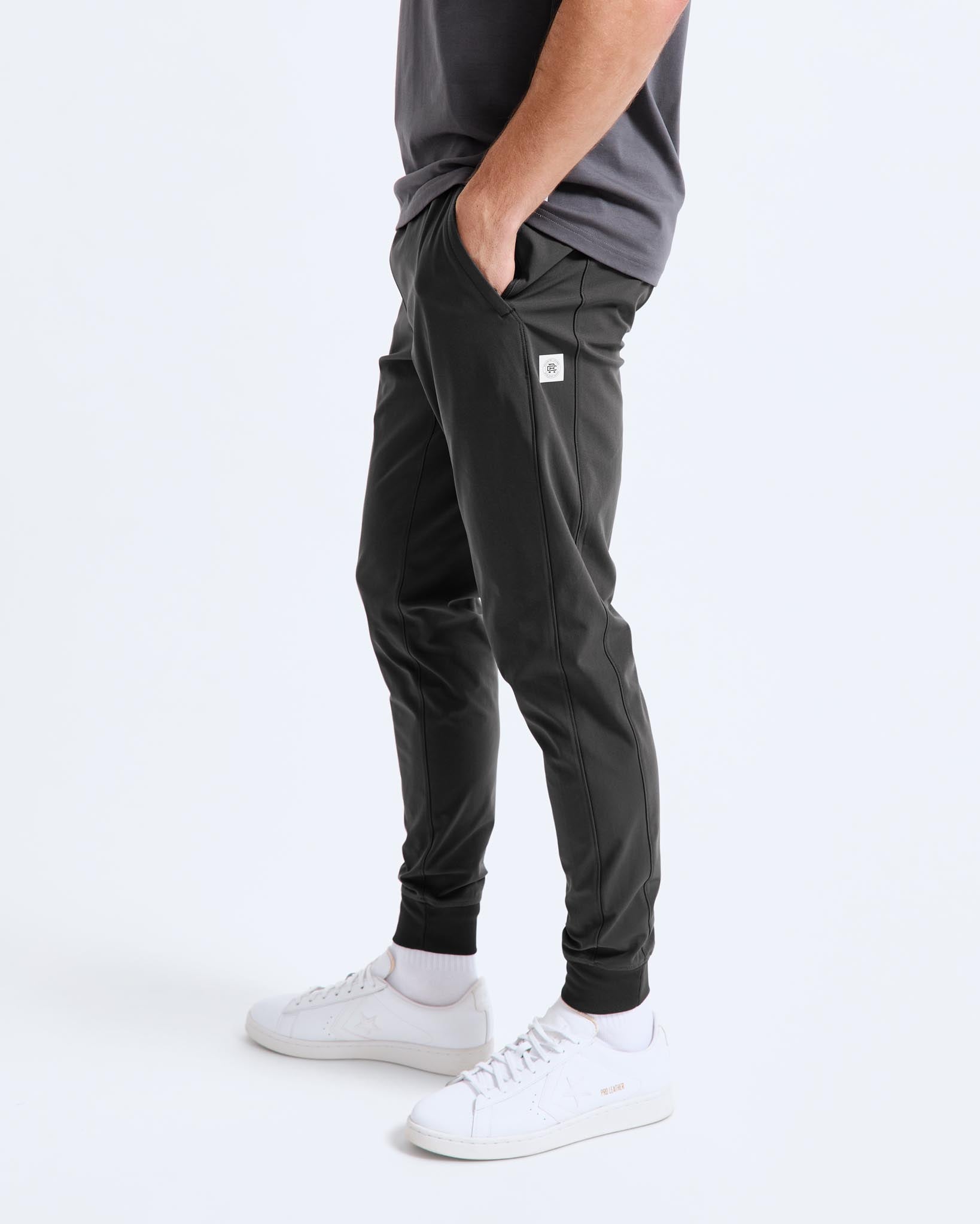 Reigning champ coach's jogger online
