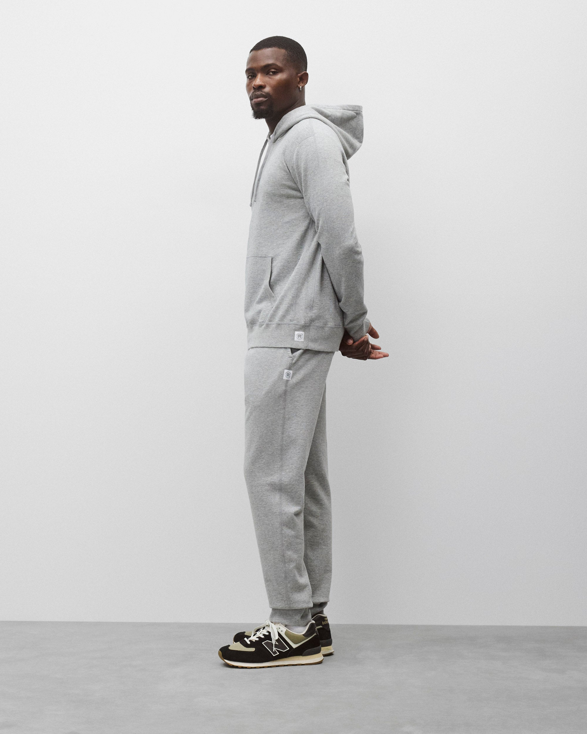 ネット買付 REIGNING CHAMP スリムフィット トレーナー L グレー 