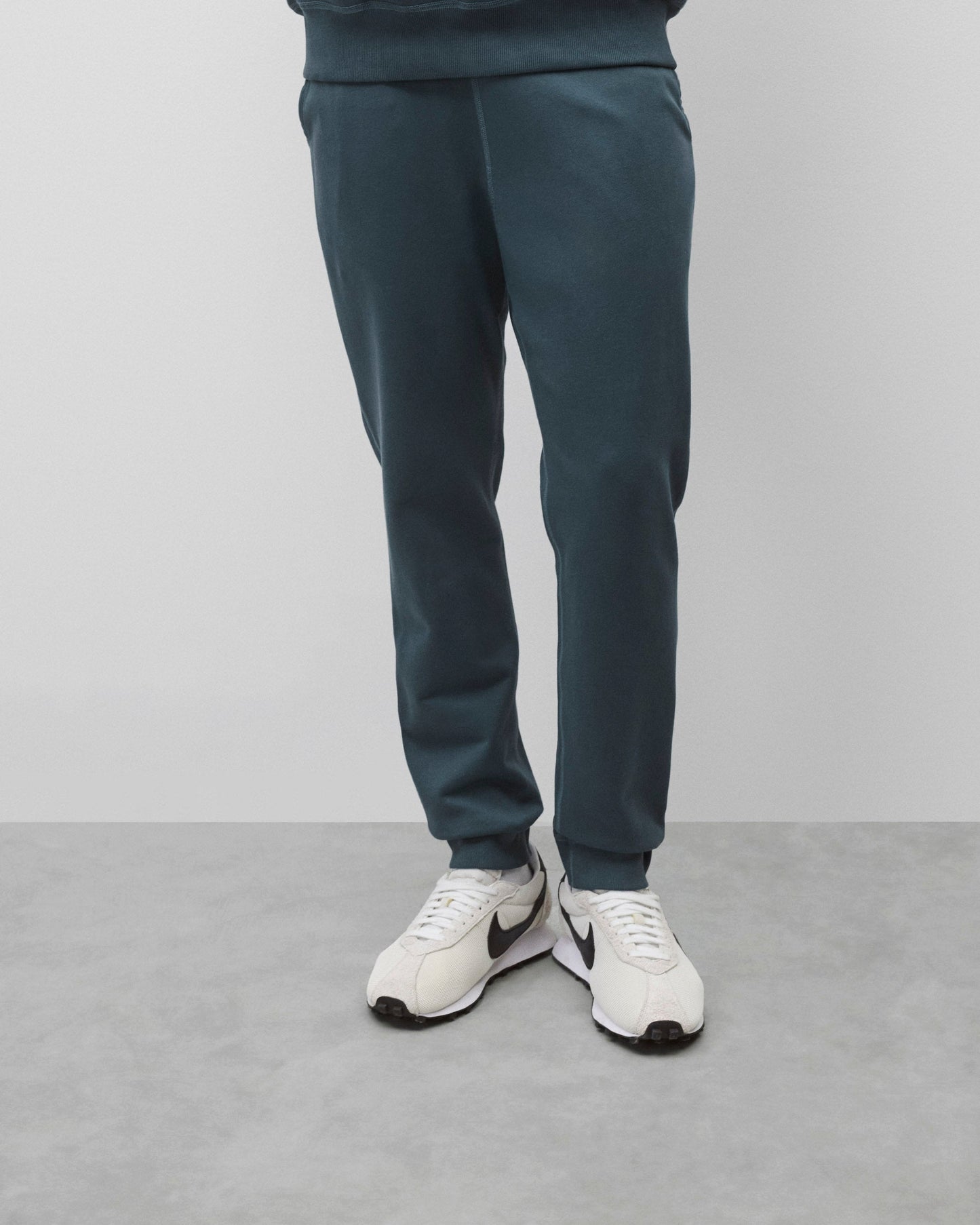 Midweight Terry Slim Sweatpant