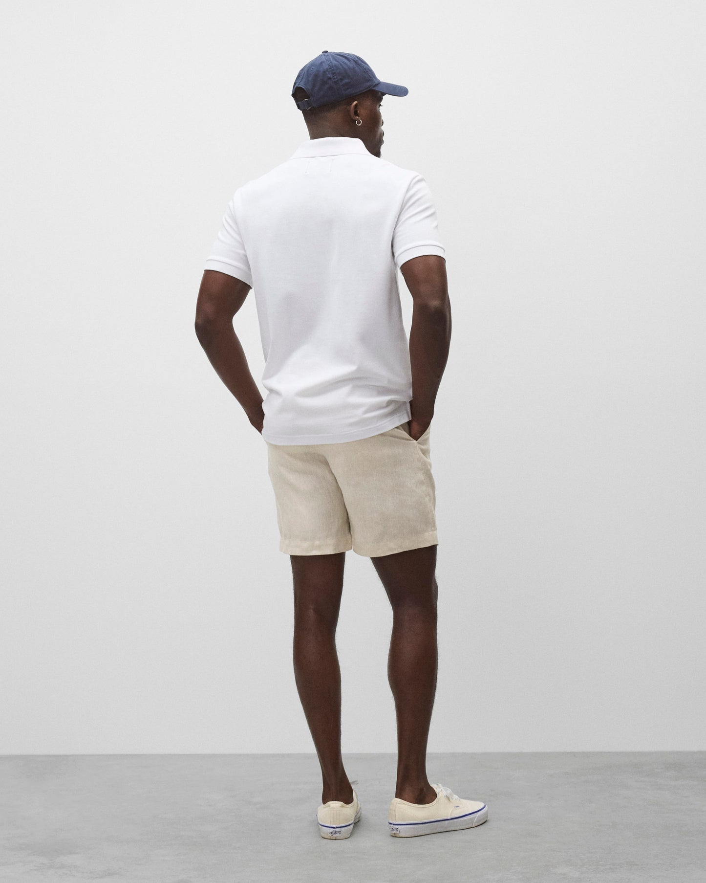 Linen Venue Standard Short 7"
