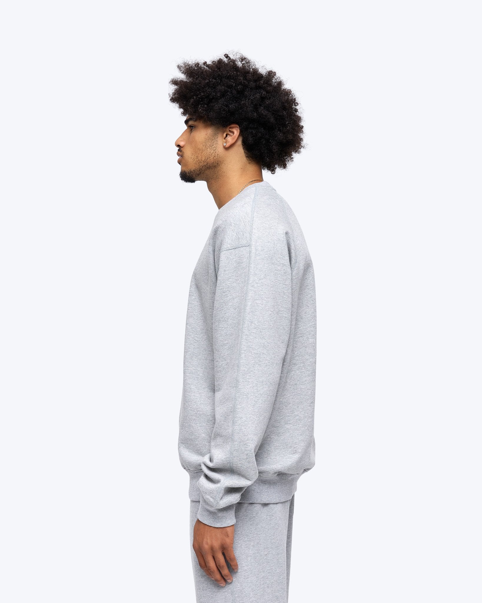 Reigning champ shop midweight terry crewneck